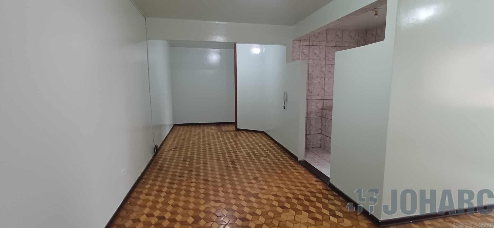 Apartamento para locacao no Centro em Apucarana com 80m² por R$ 1.100,00