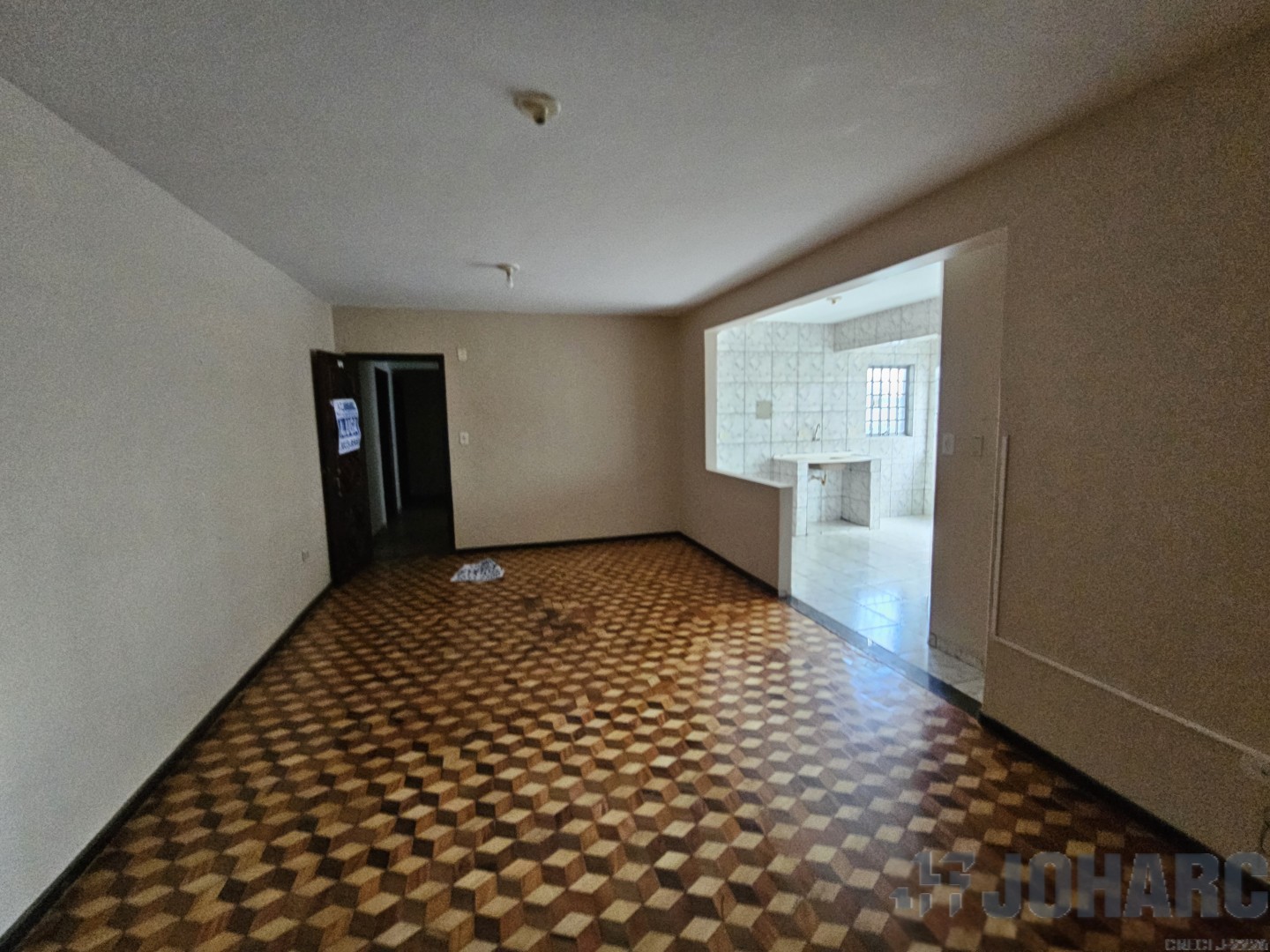 Apartamento para locacao no Centro em Apucarana com 0m² por R$ 1.300,00