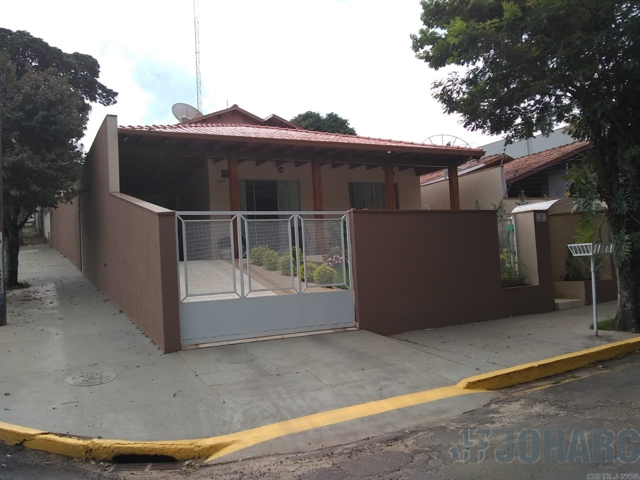 Casa Residencial para locacao no Centro em Apucarana com 0m² por R$ 3.300,00