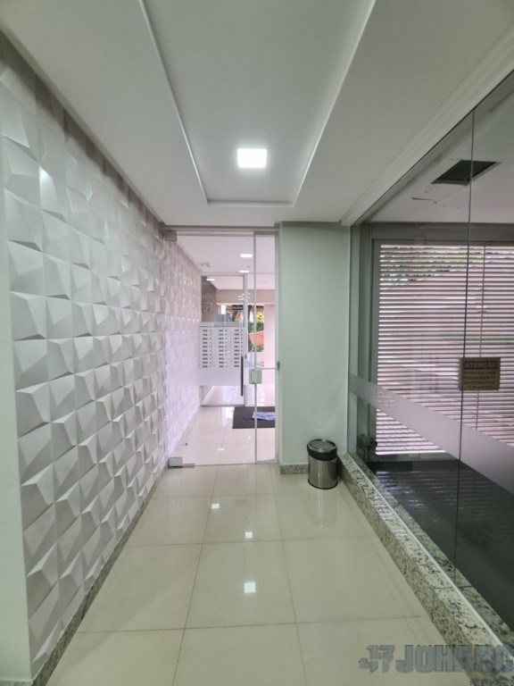 Apartamento para locacao no Centro em Apucarana com 0m² por R$ 1.750,00