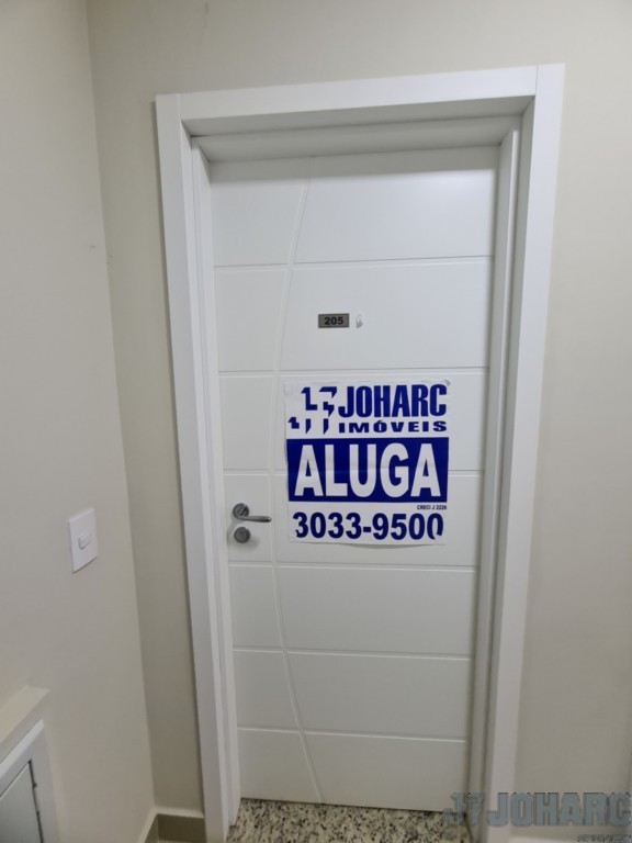 Apartamento para locacao no Centro em Apucarana com 0m² por R$ 1.750,00