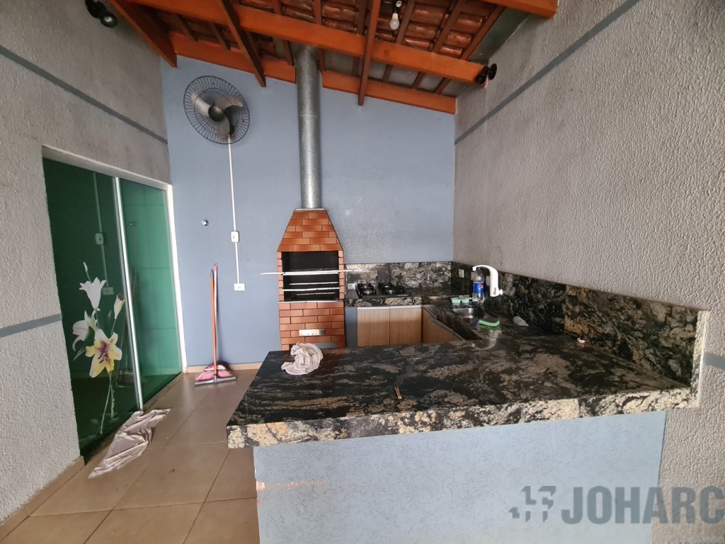 Sobrado para locacao no Jardim Apucarana em Apucarana com 0m² por R$ 2.000,00