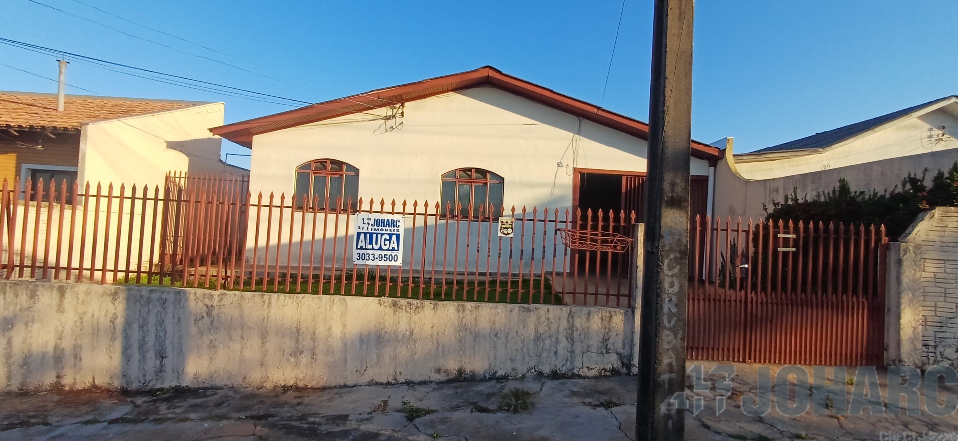 Casa Residencial para locacao no Nucleo Habitacional Papa em Apucarana com 288m² por R$ 1.300,00