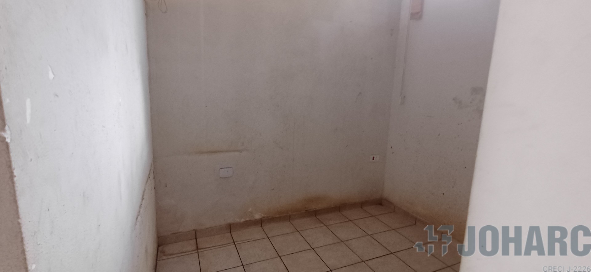 Sala Comercial para locacao no Centro em Apucarana com 25m² por R$ 700,00