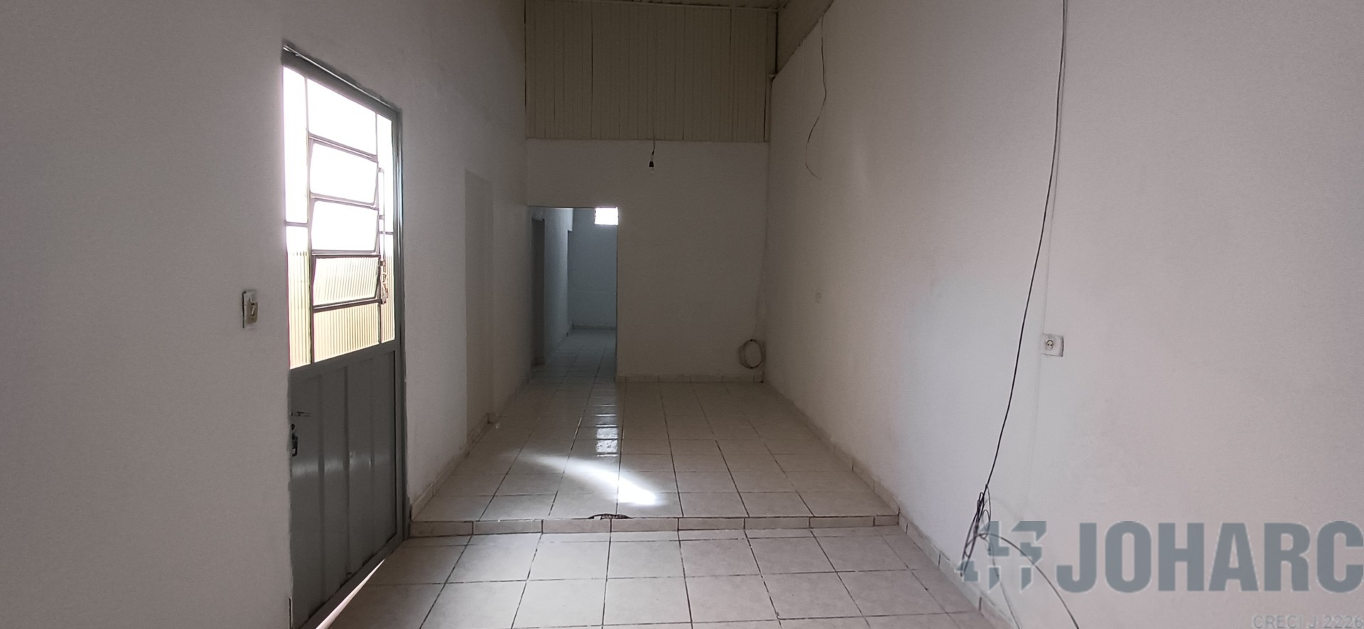 Kitinet para locacao no Centro em Apucarana com 0m² por R$ 715,00
