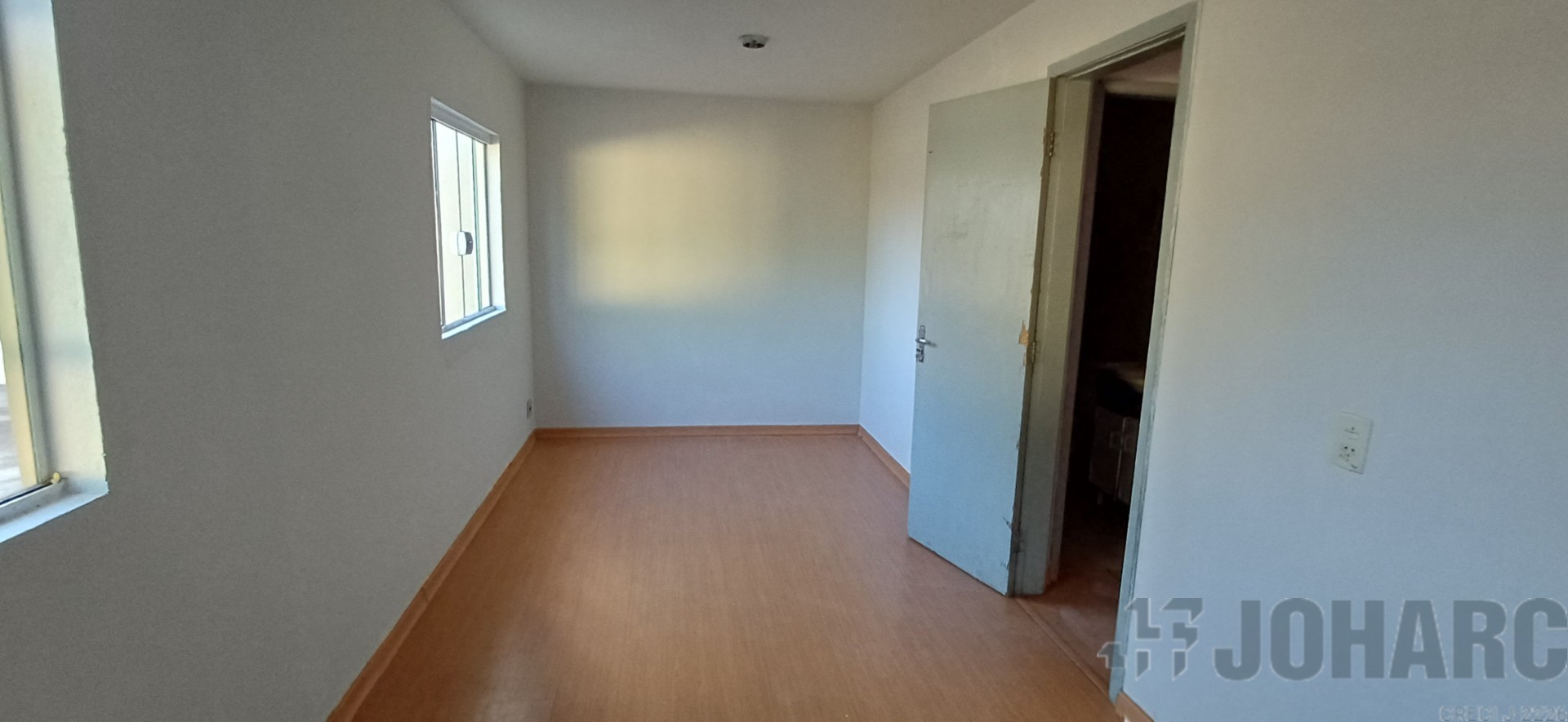 Casa Residencial para locacao no Nucleo Habitacional Papa em Apucarana com 288,96m² por R$ 1.180,00