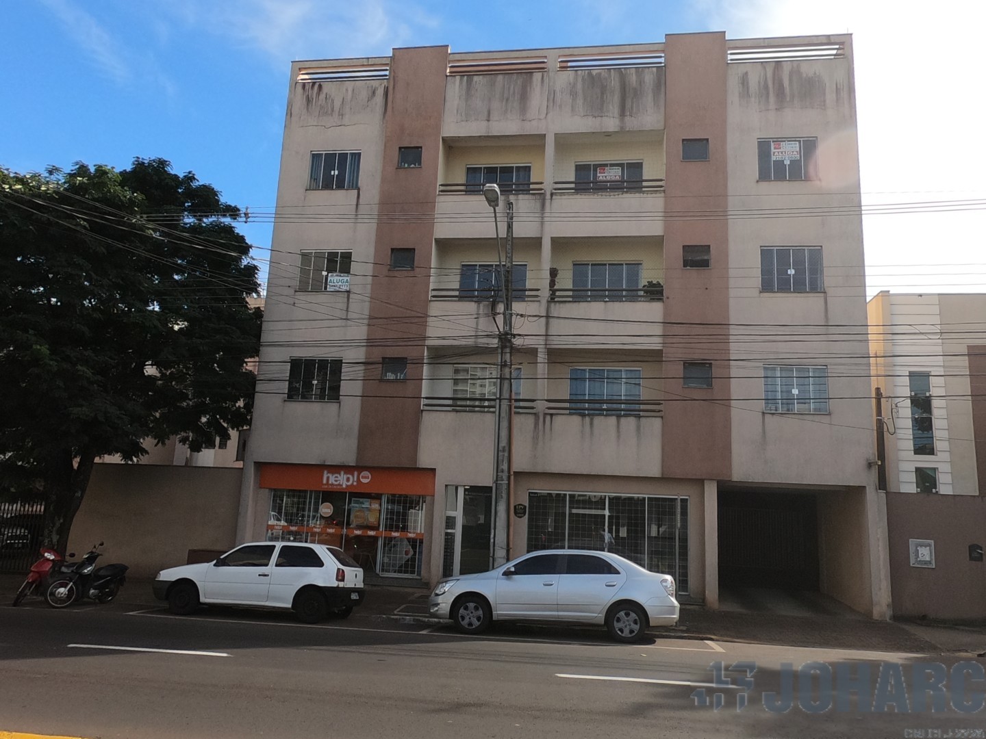 Apartamento para locacao no Centro em Apucarana com 600m² por R$ 1.270,00
