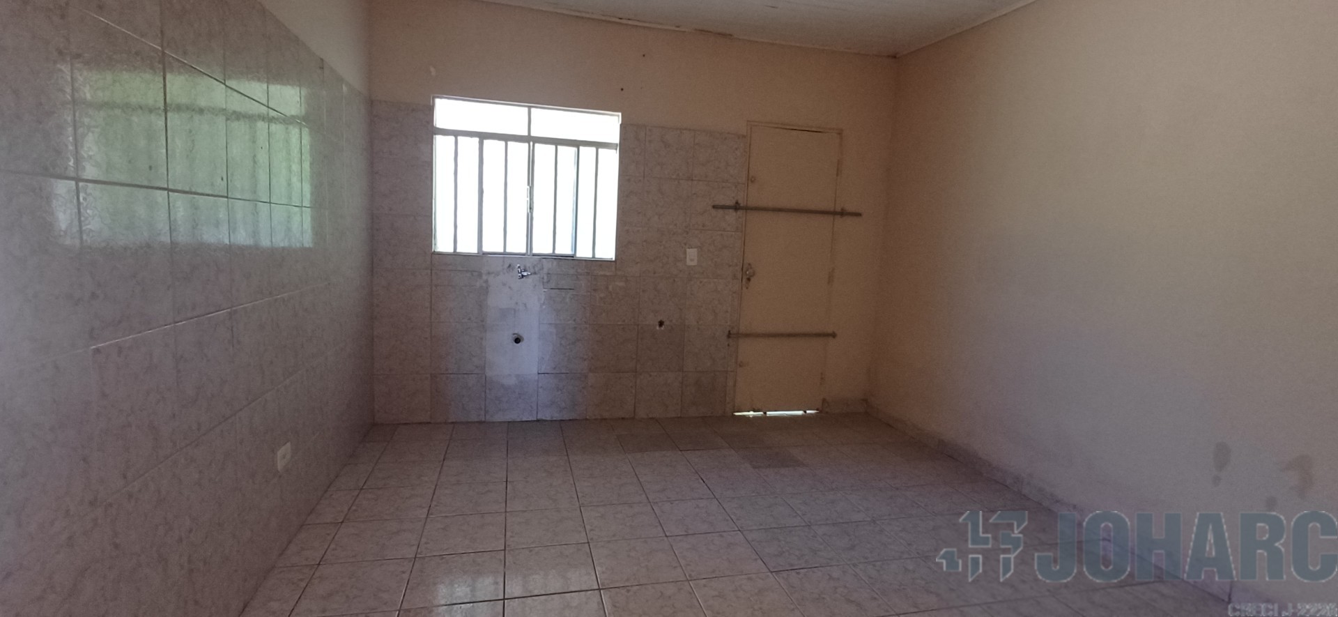 Casa Residencial para locacao no Centro em Apucarana com 700m² por R$ 900,00