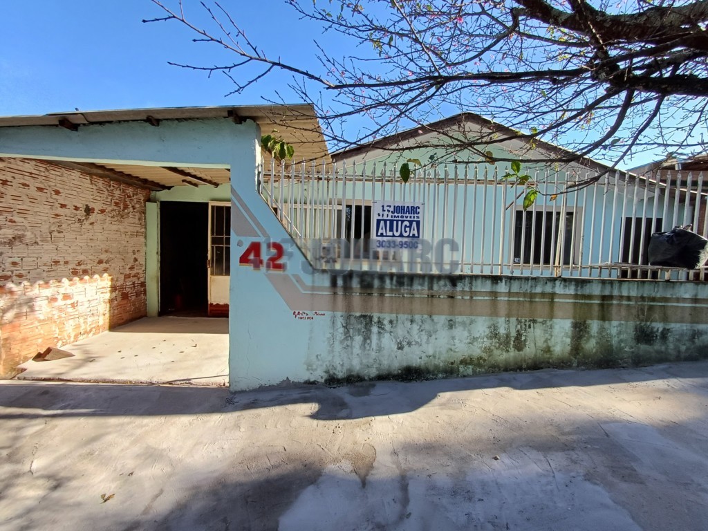 Casa Residencial para locacao no Nucleo Habitacional Vale em Apucarana com 215,25m² por R$ 850,00