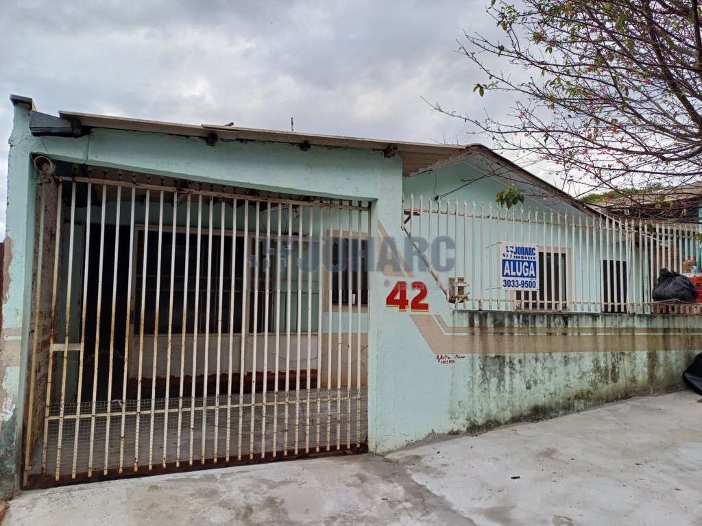 Casa Residencial para locacao no Nucleo Habitacional Vale em Apucarana com 215,25m² por R$ 850,00