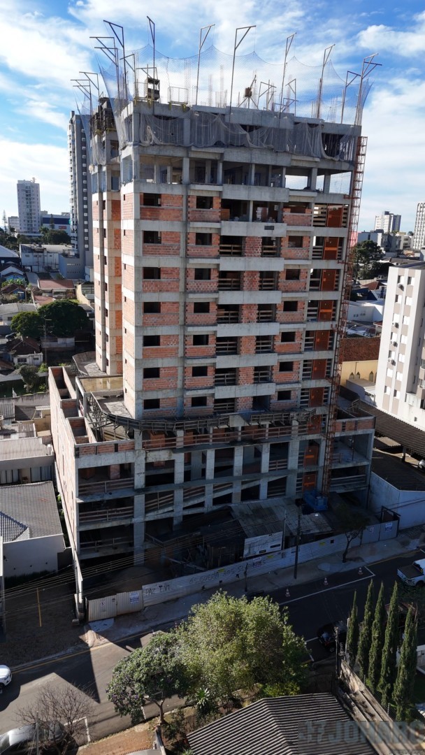 Apartamento para venda no Centro em Apucarana com 174,47m² por R$ 528.144,37