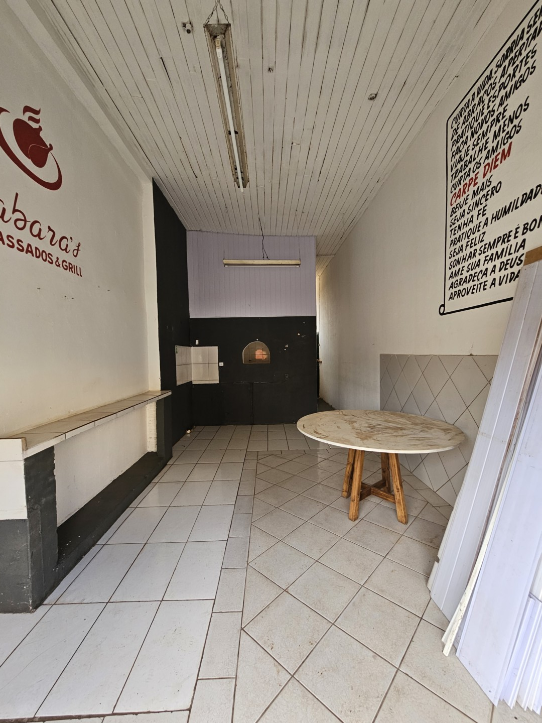 Sala Comercial para locacao no Barra Funda em Apucarana com 675m² por R$ 650,00