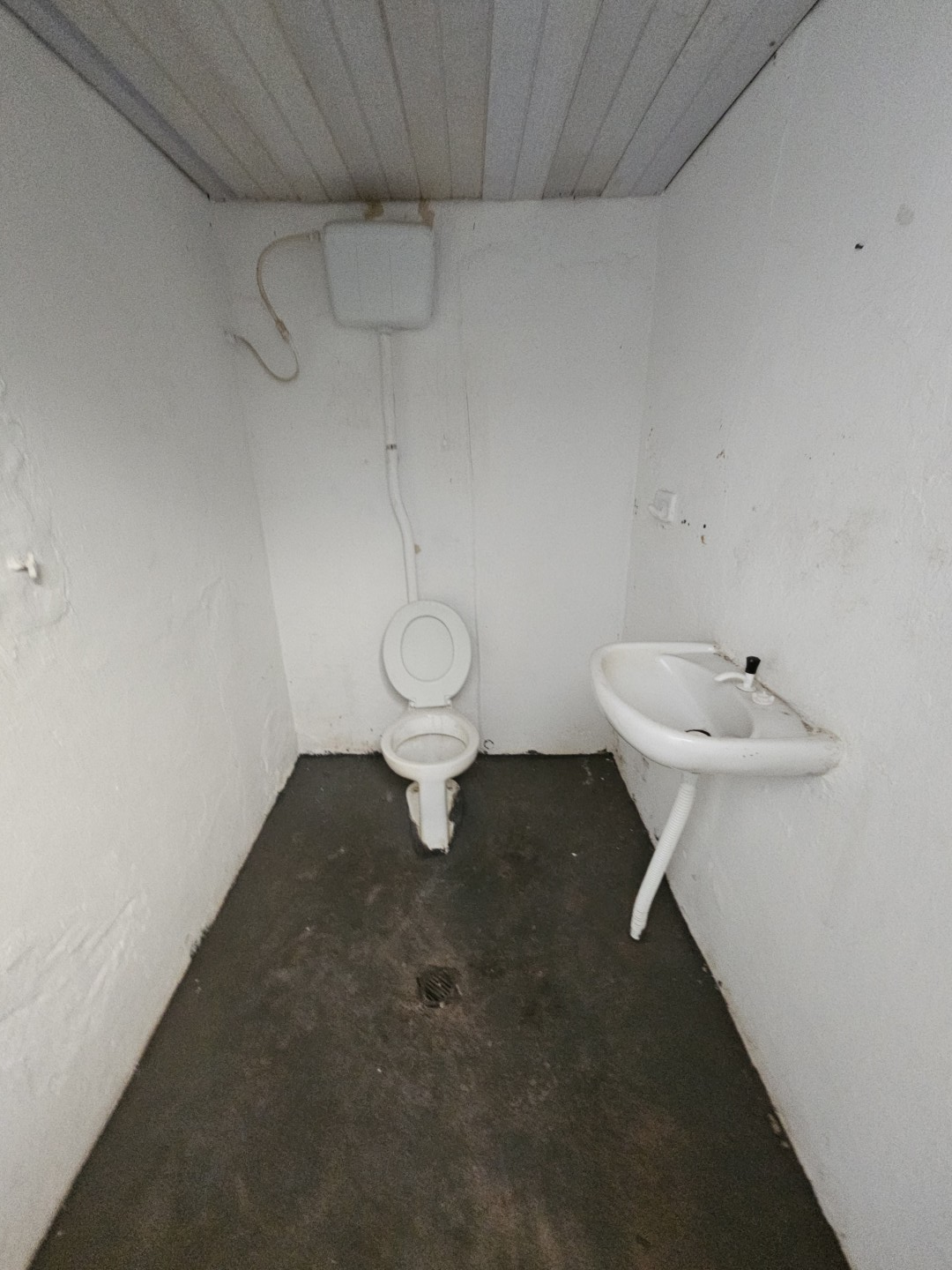 Sala Comercial para locacao no Barra Funda em Apucarana com 675m² por R$ 650,00
