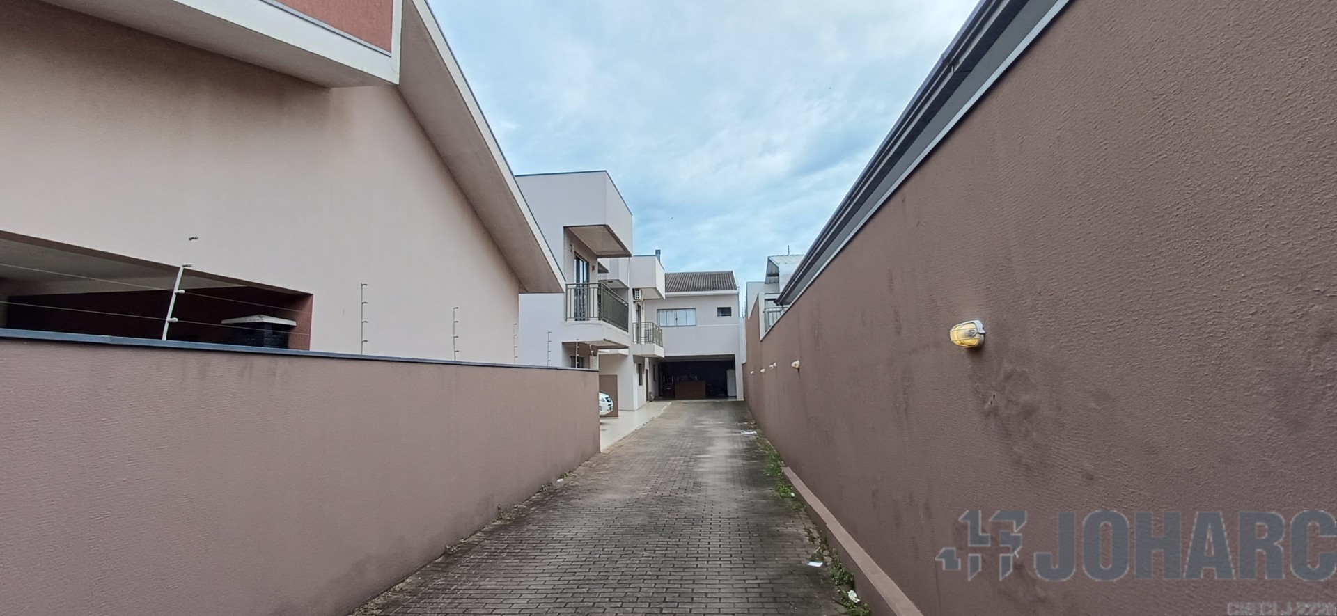 Sobrado para locacao no Centro em Apucarana com 0m² por R$ 1.850,00