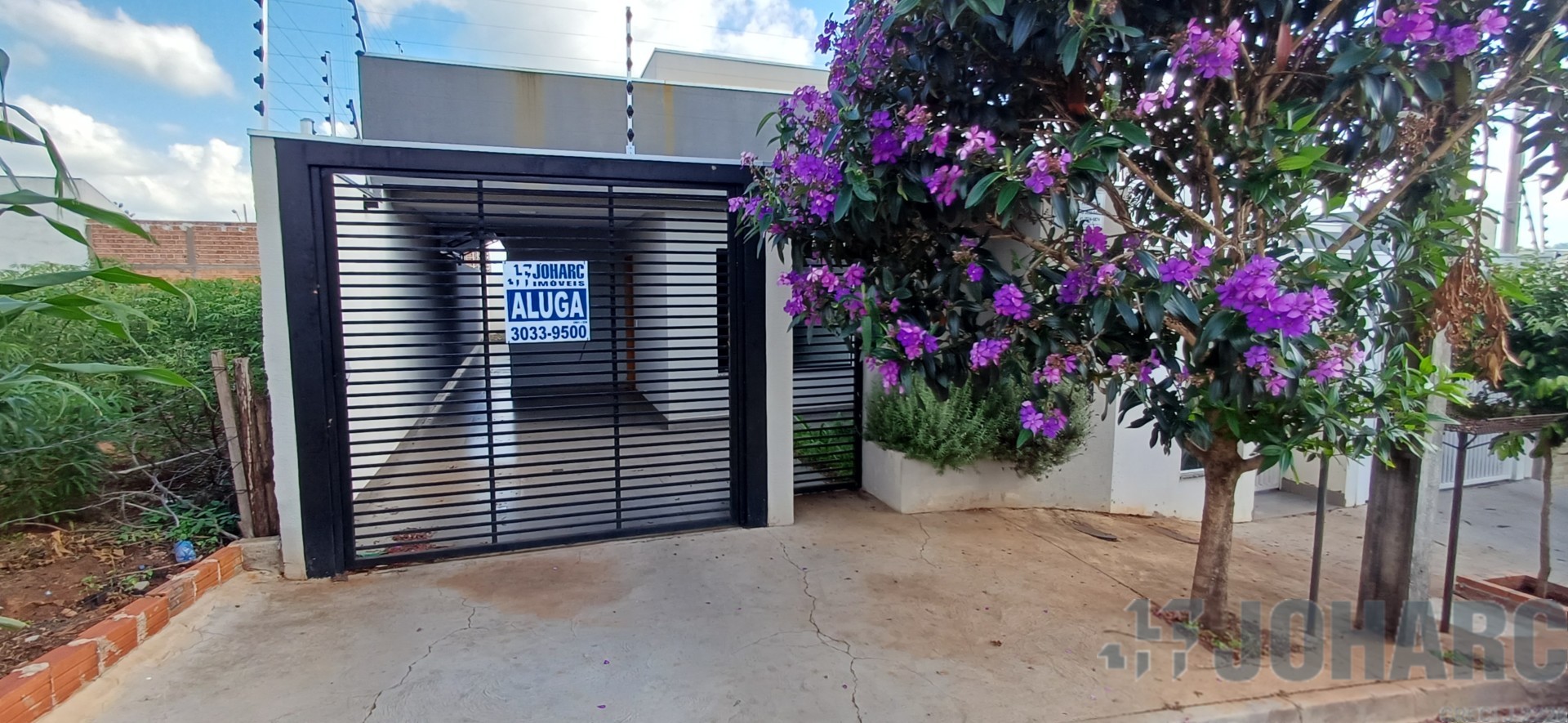 Casa Residencial para locacao no Loteamento Residencial Veneza em Apucarana com 150m² por R$ 1.550,00