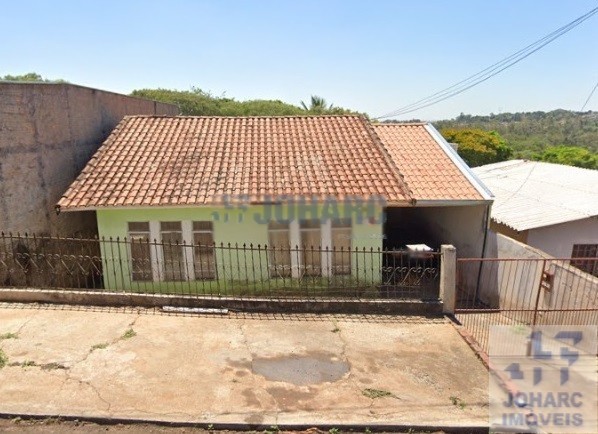 Casa Residencial para venda no Nucleo Habitacional Papa Joao Paulo em Apucarana com 200m² por R$ 140.000,00