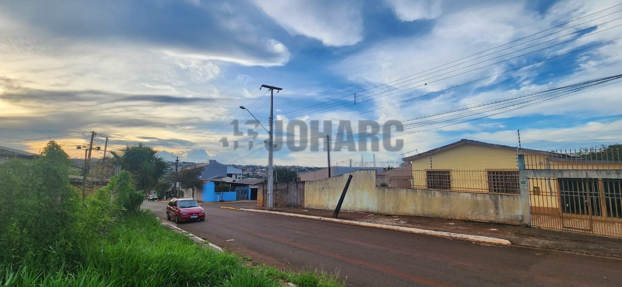 Terreno para venda no Loteamento Central em Apucarana com 360m² por R$ 110.000,00