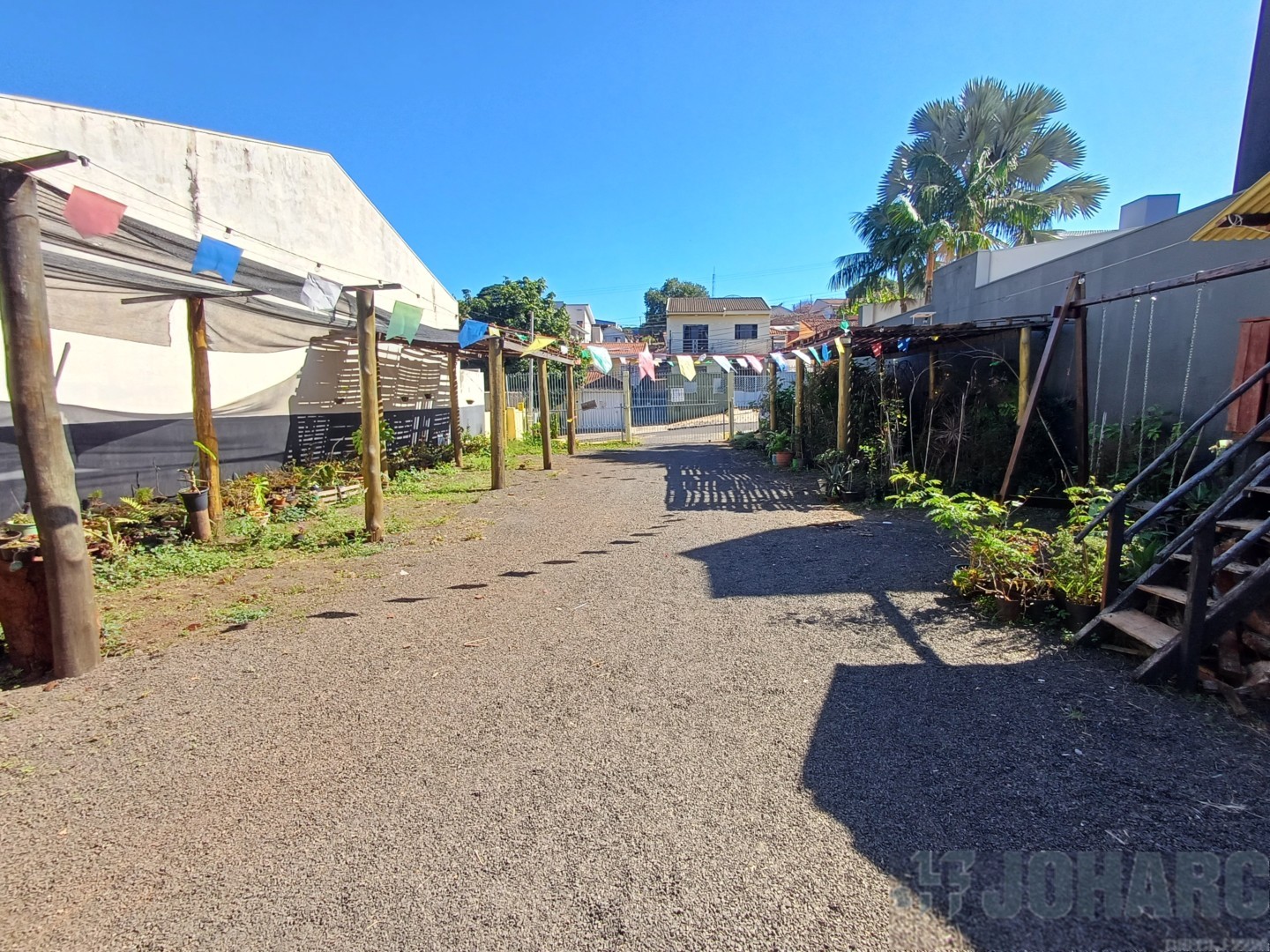 Barracão/galpão para locacao no Centro em Apucarana com 644,06m² por R$ 2.500,00