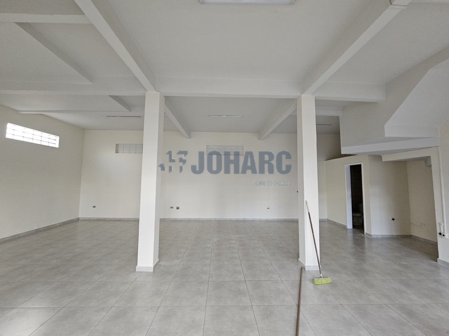 Sala Comercial para locacao no Jardim Sao Pedro em Apucarana com 619,26m² por R$ 2.100,00