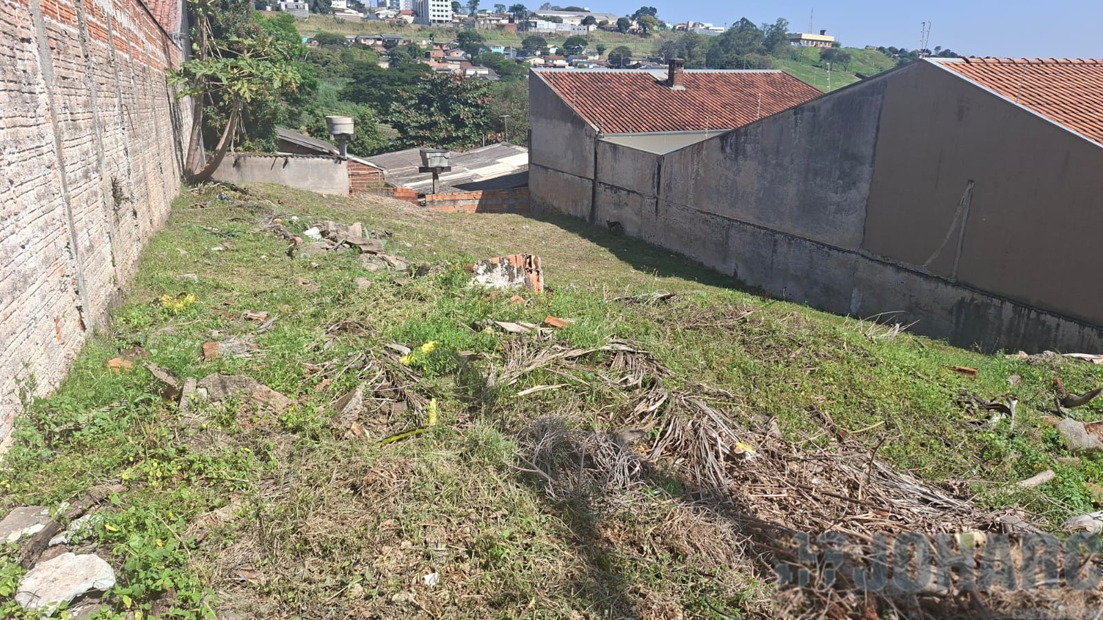 Terreno para venda no Loteamento Jardim por do Sol em Apucarana com 360m² por R$ 130.000,00