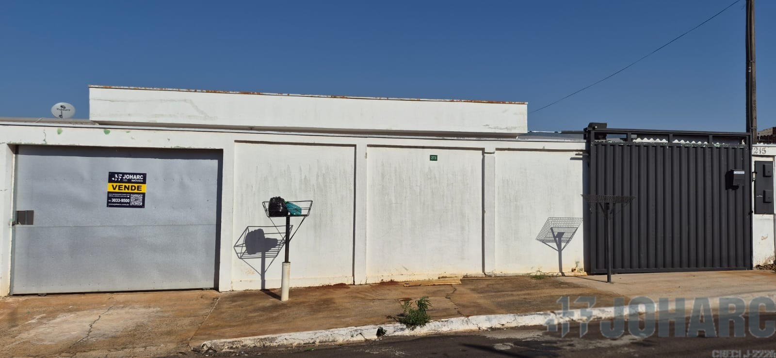 Casa Residencial para venda no Loteamento Residencial Tami em Apucarana com 360m² por R$ 290.000,00
