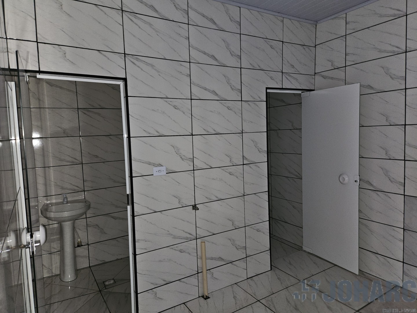 Sala Comercial para locacao no Jardim Diamantina em Apucarana com 400m² por R$ 950,00