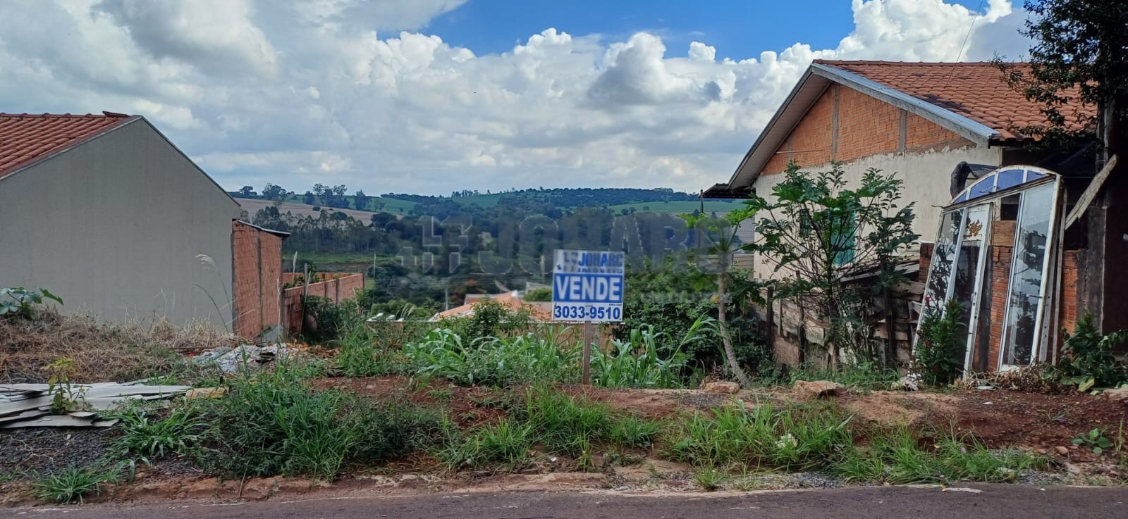 Terreno para venda no Residencial Interlagos em Apucarana com 275m² por R$ 100.000,00