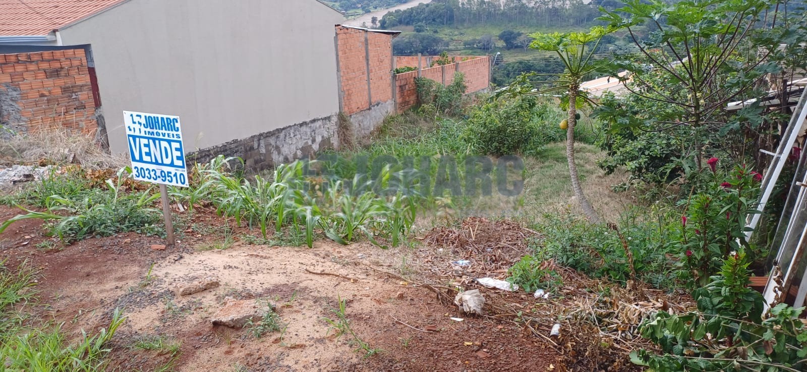 Terreno para venda no Residencial Interlagos em Apucarana com 275m² por R$ 100.000,00