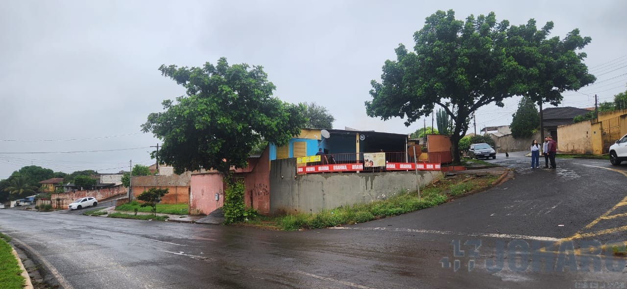 Casa Comercial para venda no Jacomo Violin em Londrina com 360m² por R$ 300.000,00