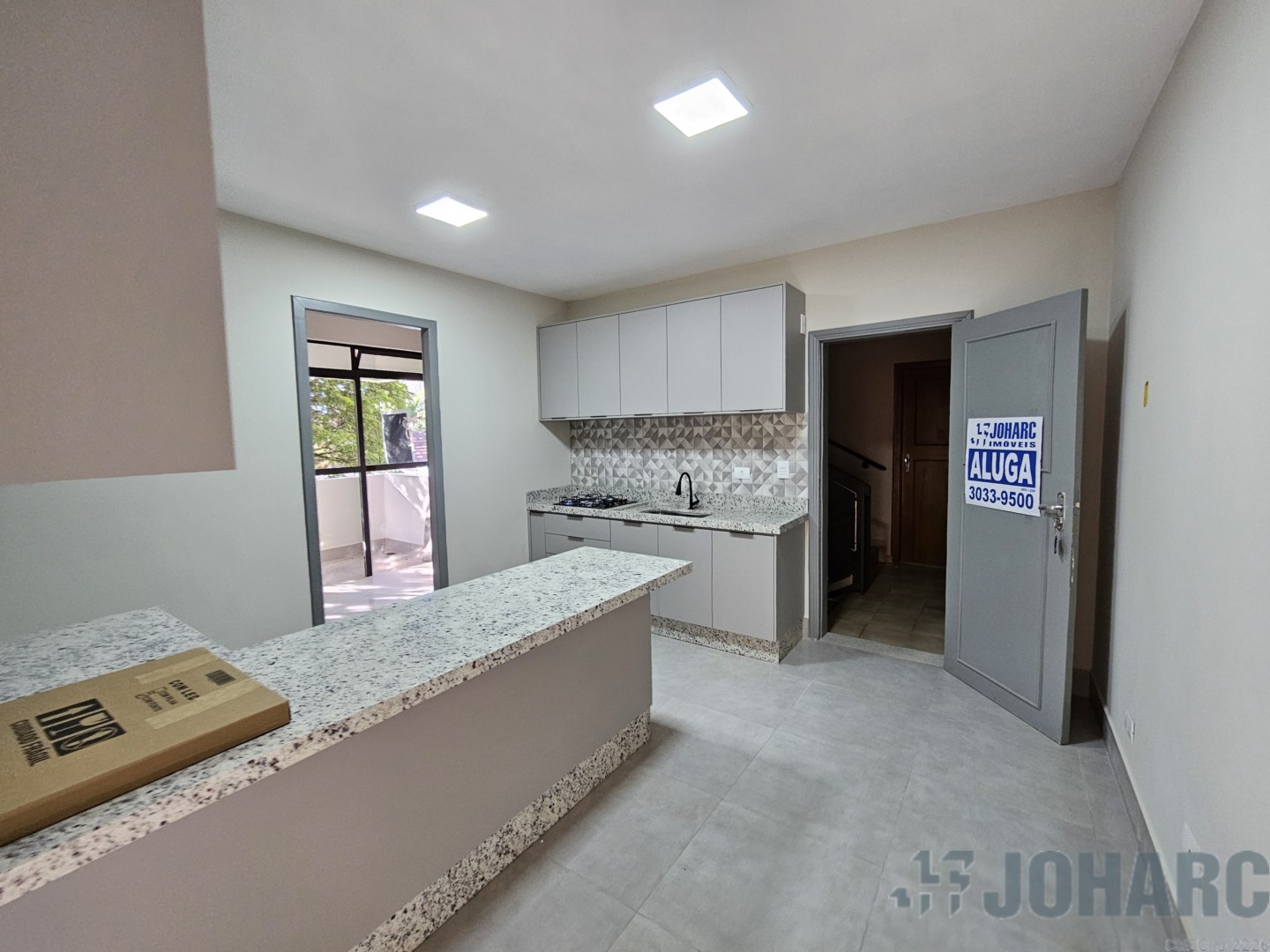 Apartamento para locacao no Centro em Apucarana com 60m² por R$ 1.800,00