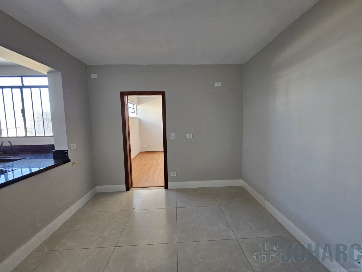 Apartamento para locacao no Centro em Apucarana com 0m² por R$ 1.500,00