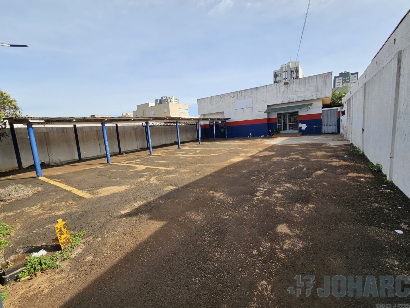 Terreno para locacao no Centro em Apucarana com 950m² por R$ 7.900,00