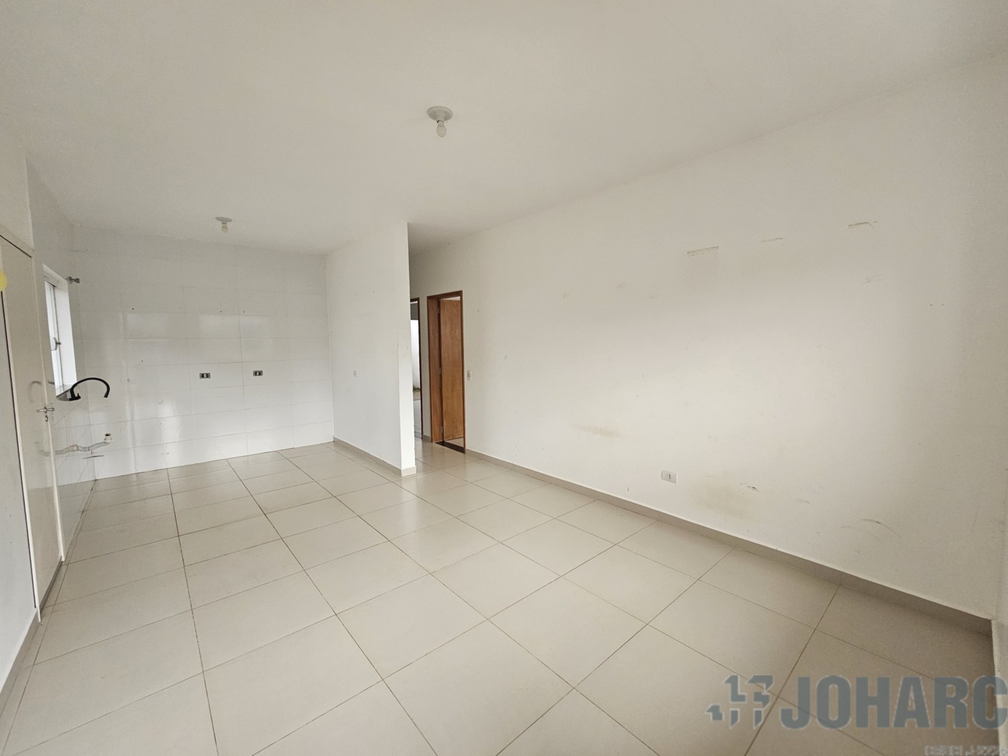 Casa Residencial para locacao no Loteamento Jardim por do Sol em Apucarana com 145m² por R$ 1.200,00