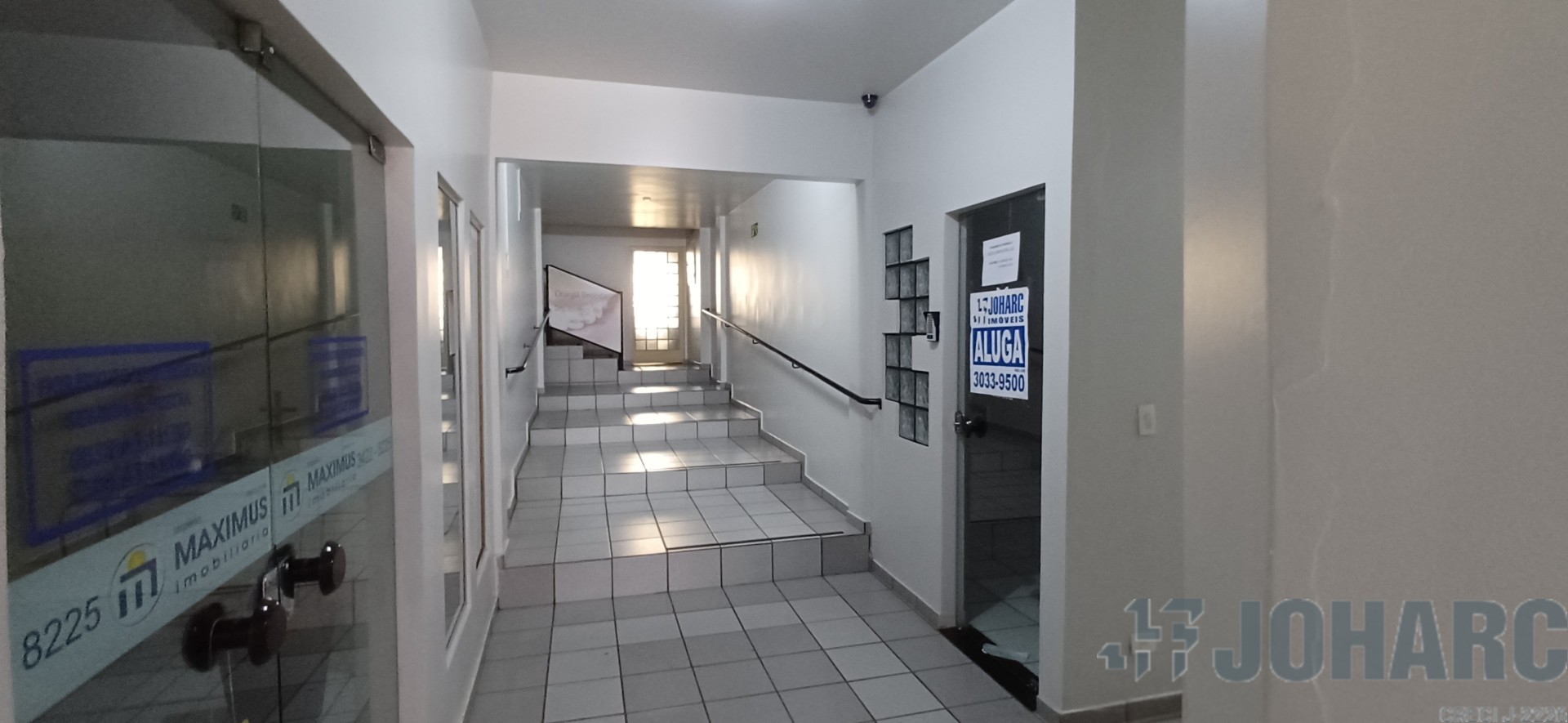 Sala Comercial para locacao no Centro em Apucarana com 0m² por R$ 900,00
