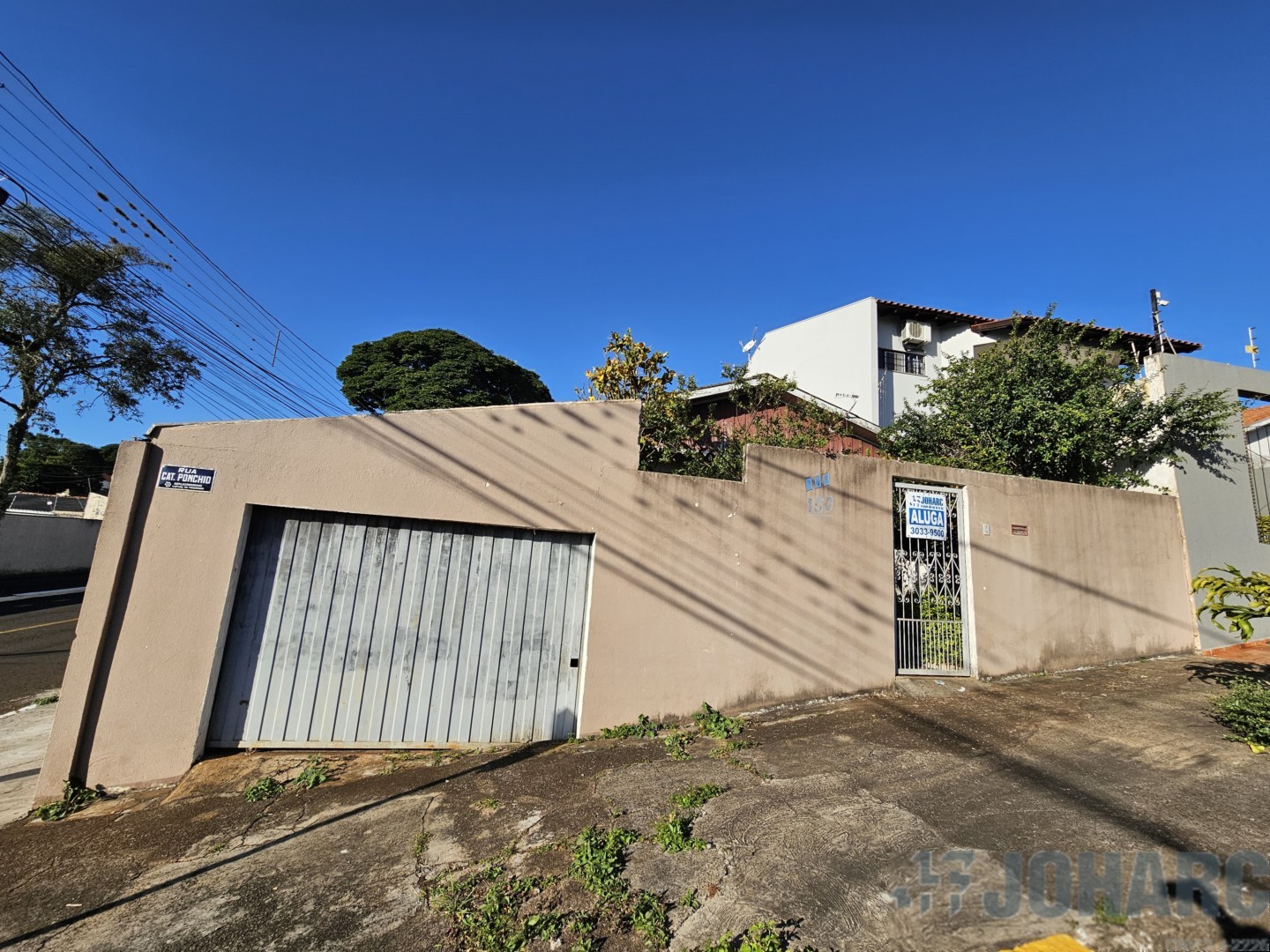 Casa Residencial para locacao no Loteamento Santa Candida em Apucarana com 298,3m² por R$ 750,00