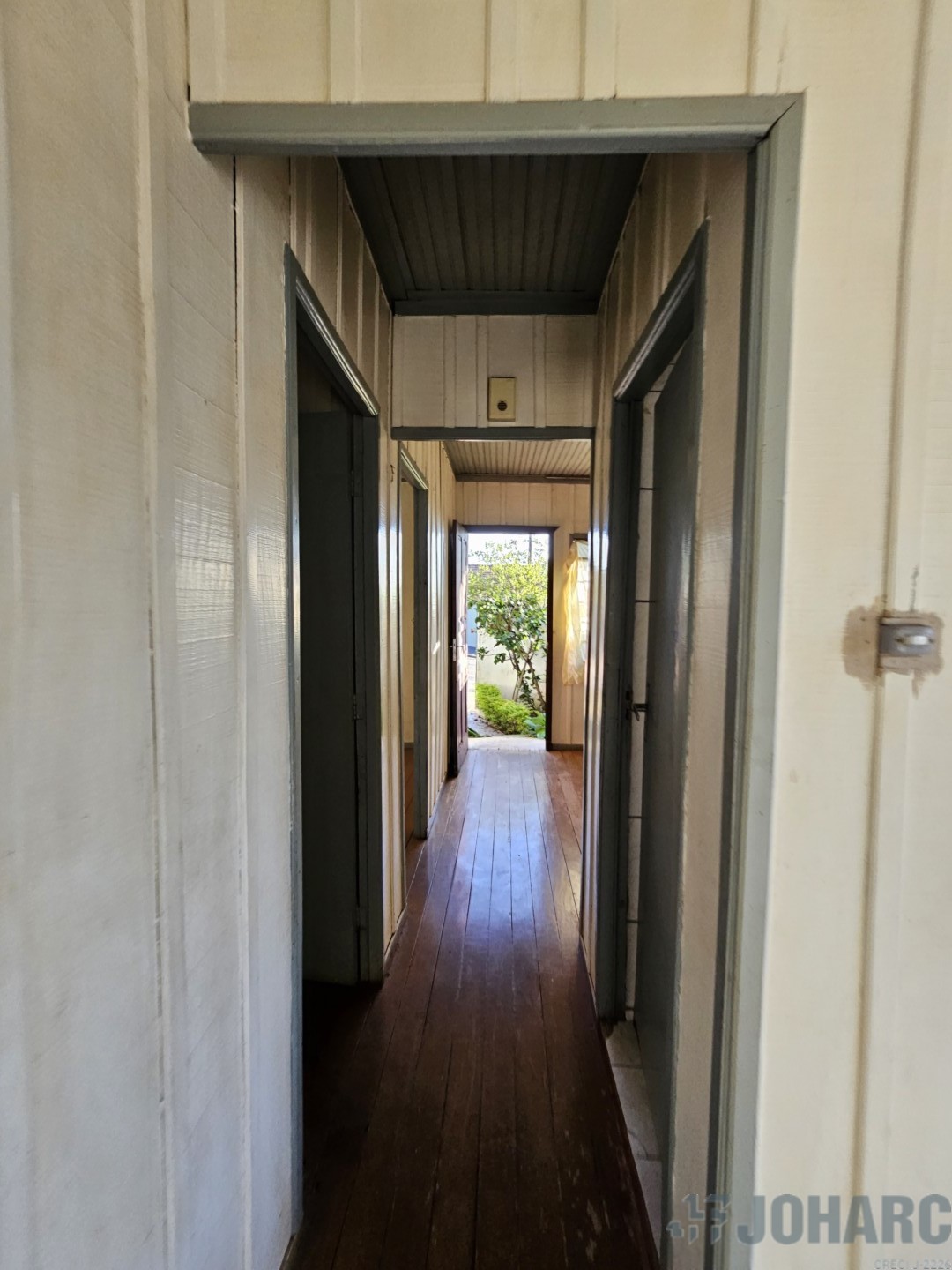 Casa Residencial para locacao no Loteamento Santa Candida em Apucarana com 298,3m² por R$ 750,00