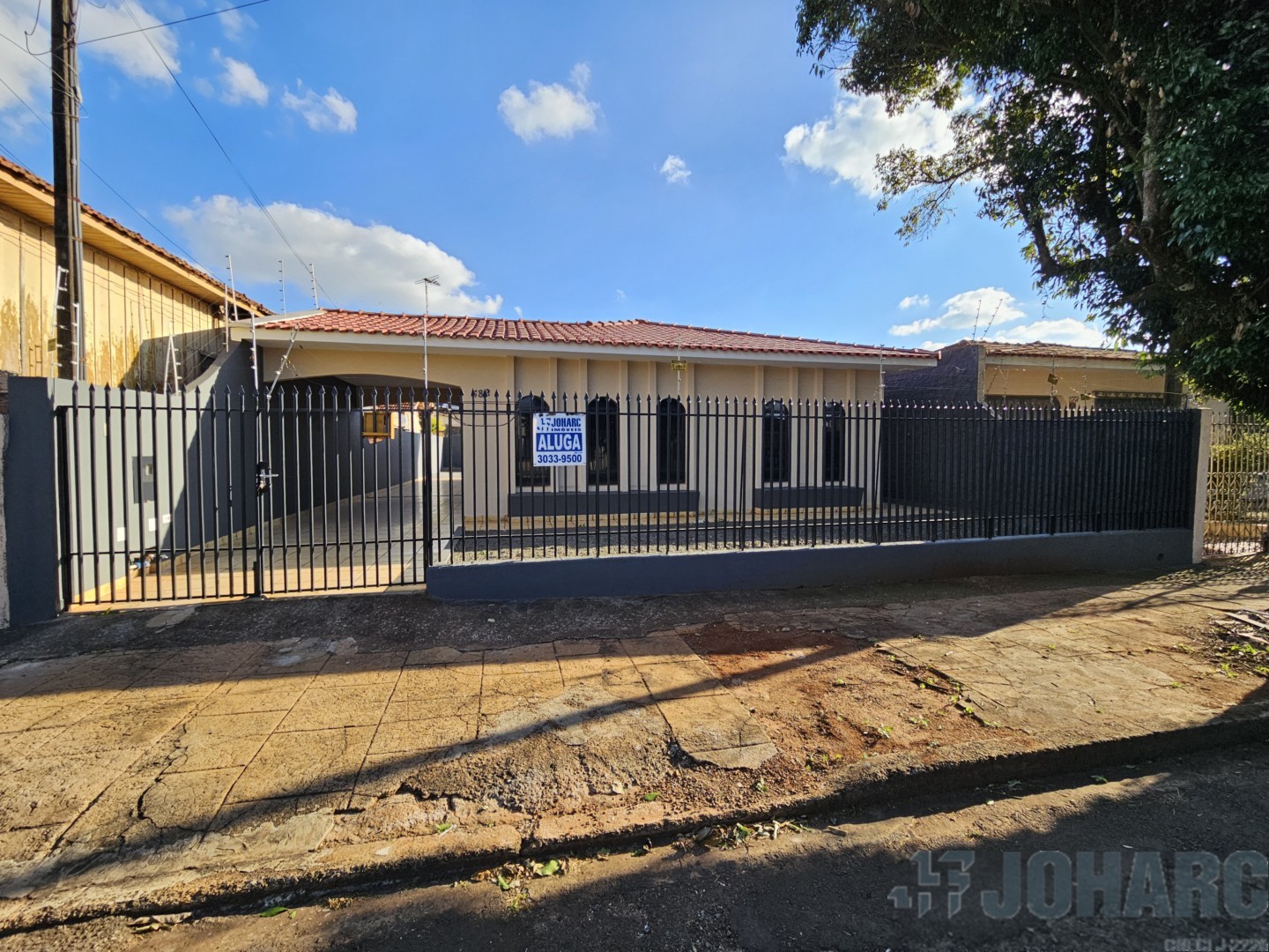 Casa Residencial para locacao no Jardim Apucarana em Apucarana com 312,5m² por R$ 1.650,00