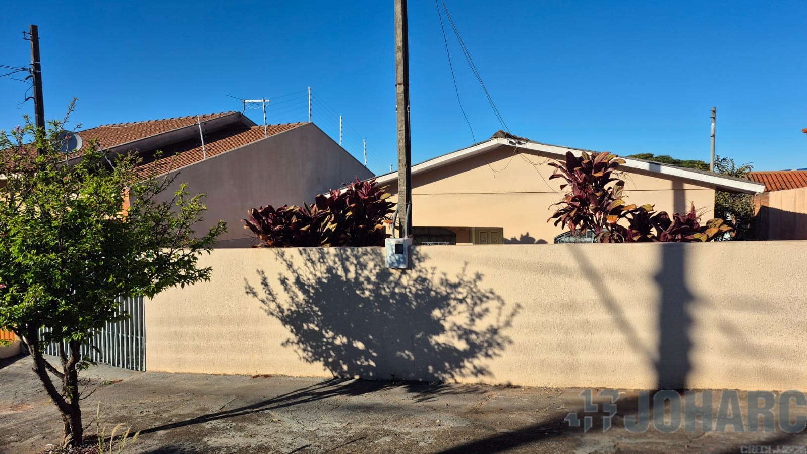 Casa Residencial para venda no Jardim Independencia em Apucarana com 360m² por R$ 295.000,00