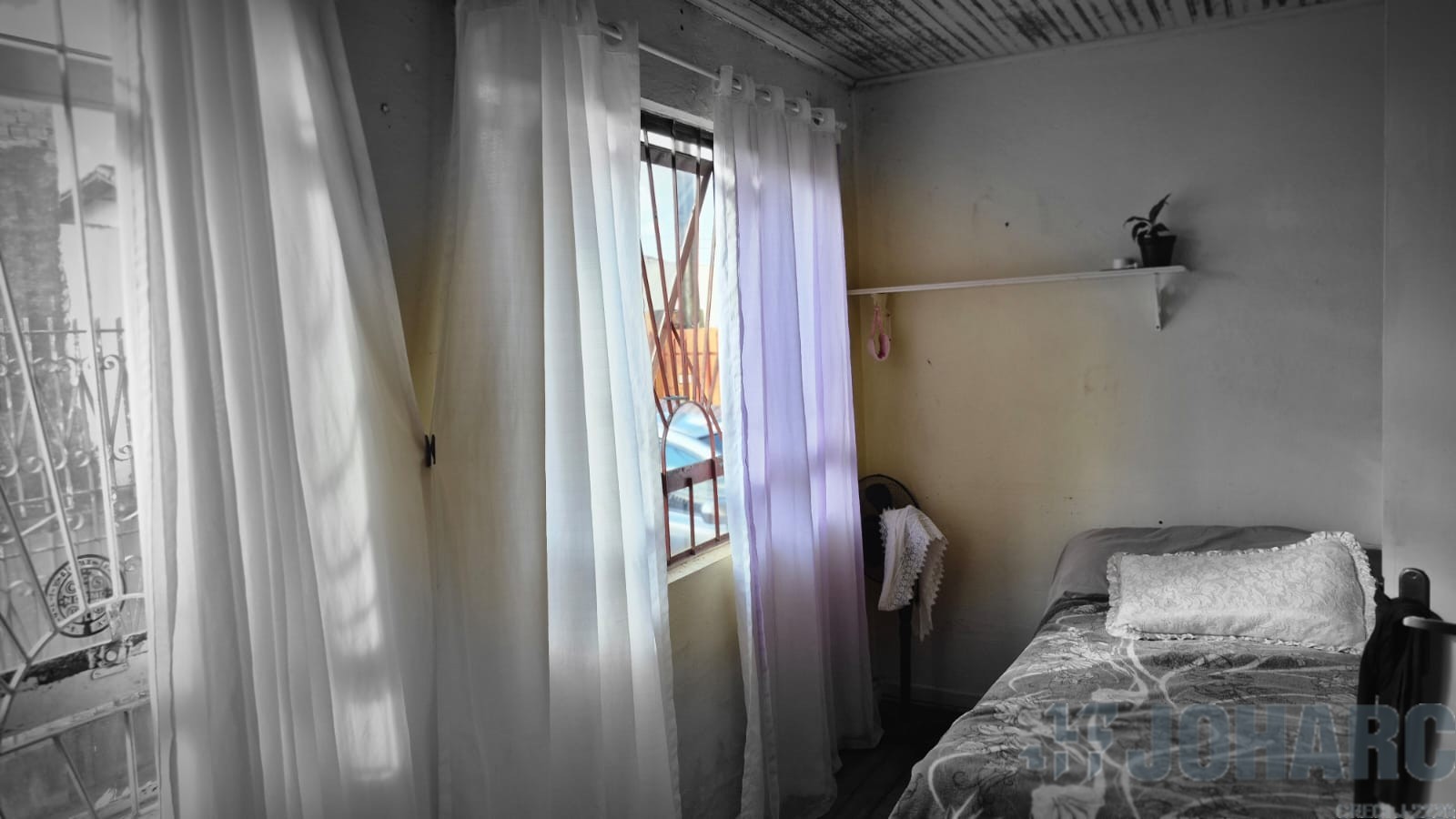 Casa Residencial para venda no Nucleo Habitacional Castelo Branco em Apucarana com 200m² por R$ 180.000,00