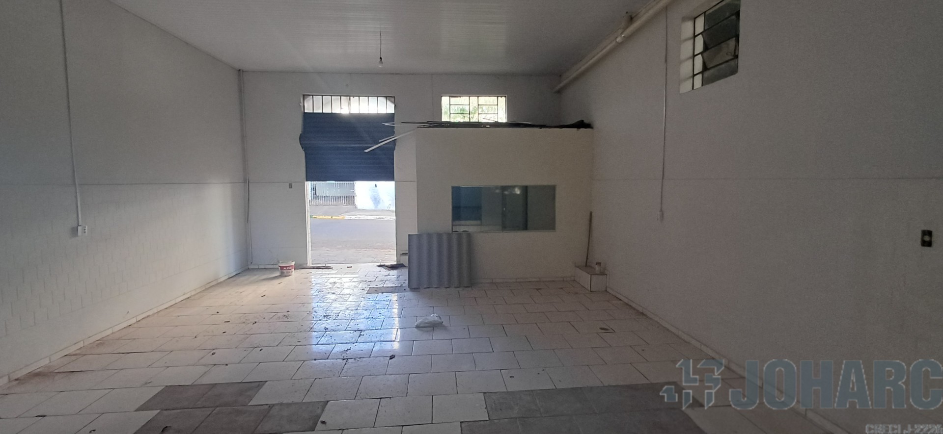 Barracão/galpão para locacao no Barra Funda em Apucarana com 300m² por R$ 3.500,00