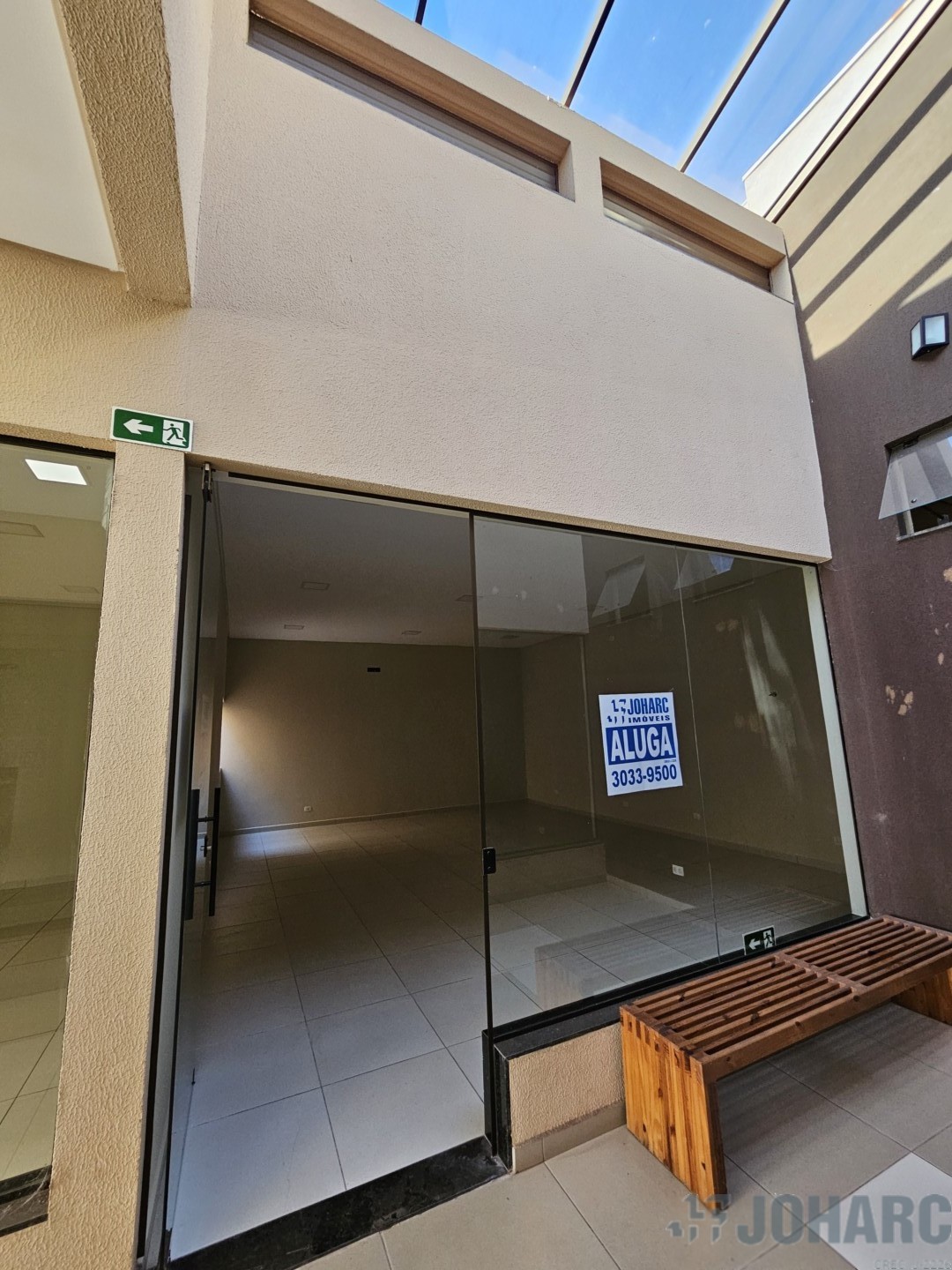 Sala Comercial para locacao no Centro em Cambira com 360m² por R$ 980,00