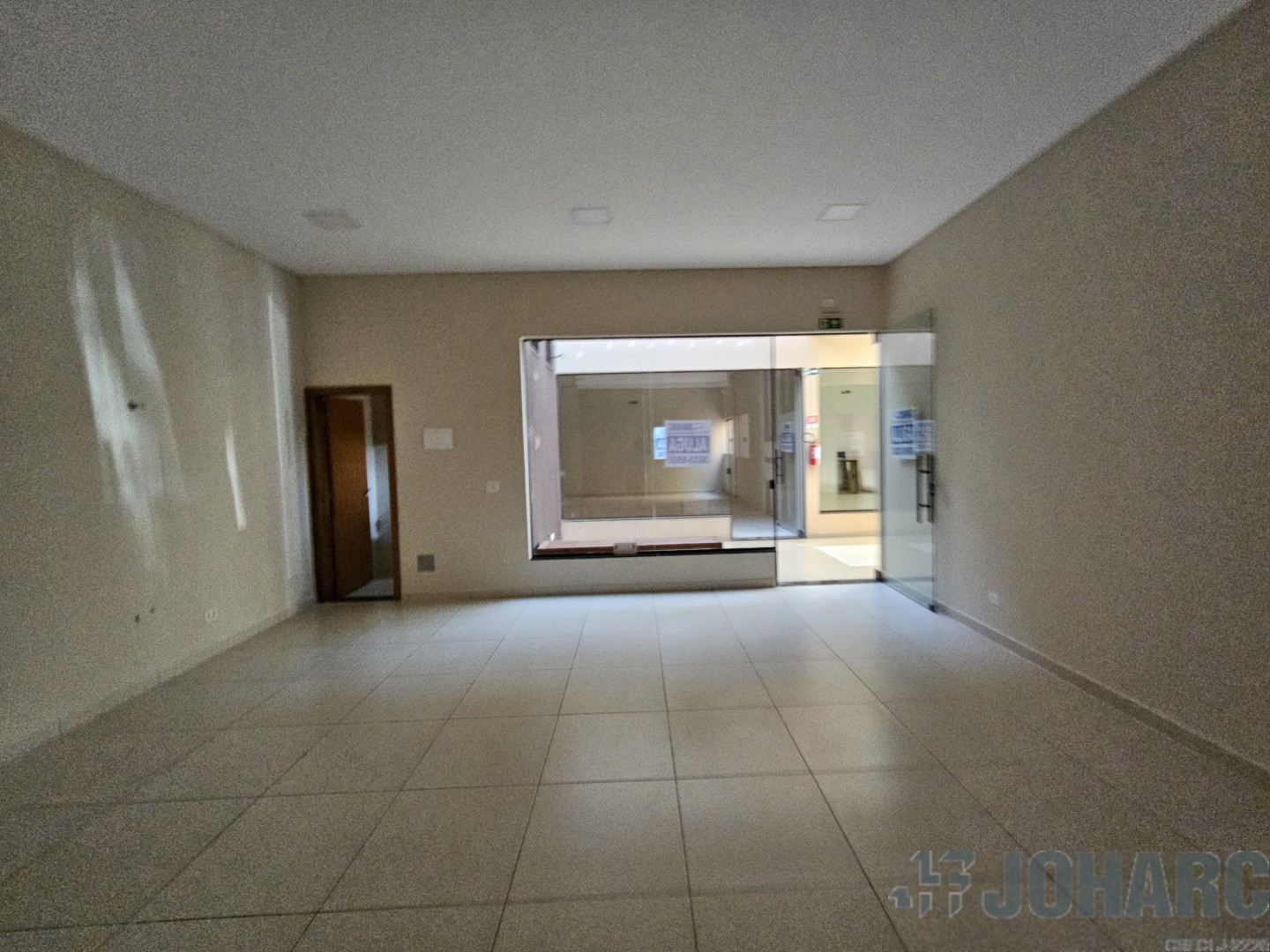 Sala Comercial para locacao no Centro em Cambira com 360m² por R$ 980,00