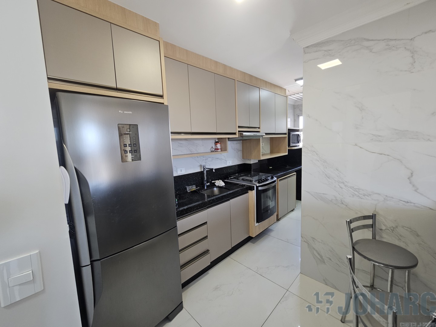 Apartamento para locacao no Centro em Apucarana com 0m² por R$ 2.600,00