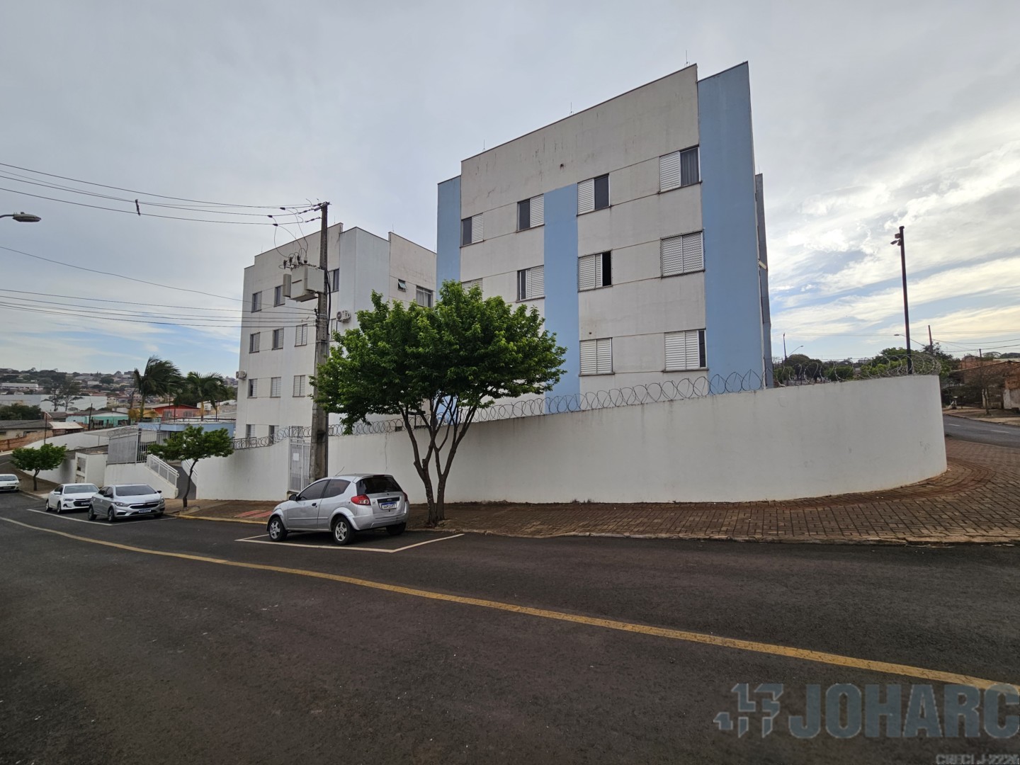 Apartamento para locacao no Jardim Ponta Grossa em Apucarana com 0m² por R$ 700,00