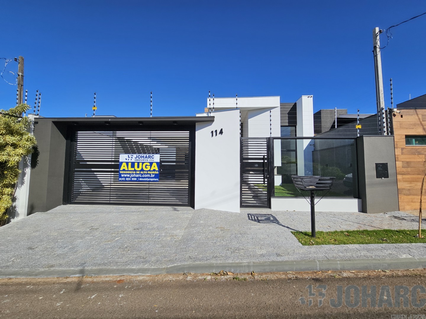 Casa Residencial para locacao no Loteamento Residencial Cazarin em Apucarana com 360m² por R$ 5.600,00