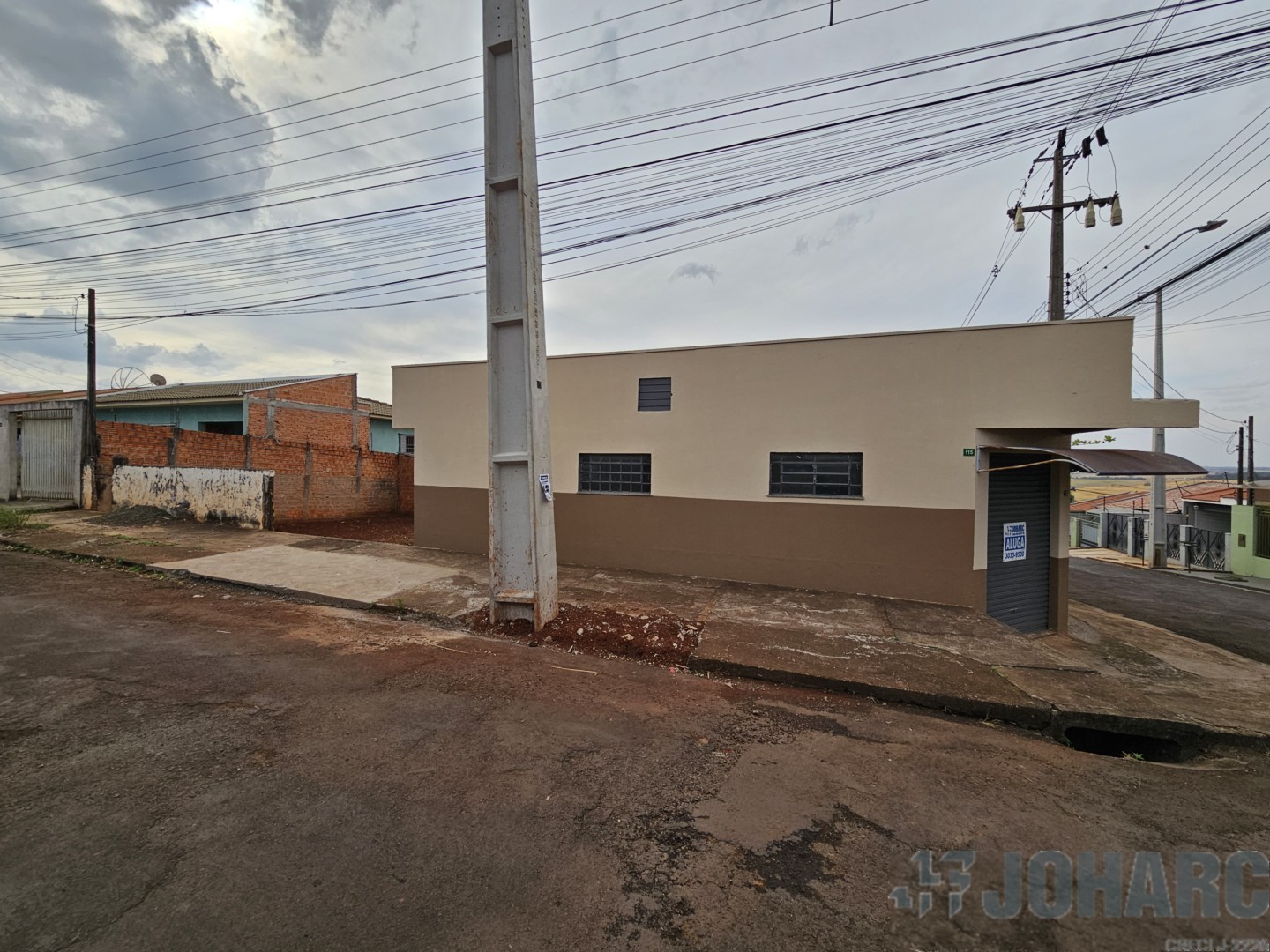 Sala Comercial para locacao no Nucleo Habitacional Papa Joao Paulo em Apucarana com 200m² por R$ 1.500,00