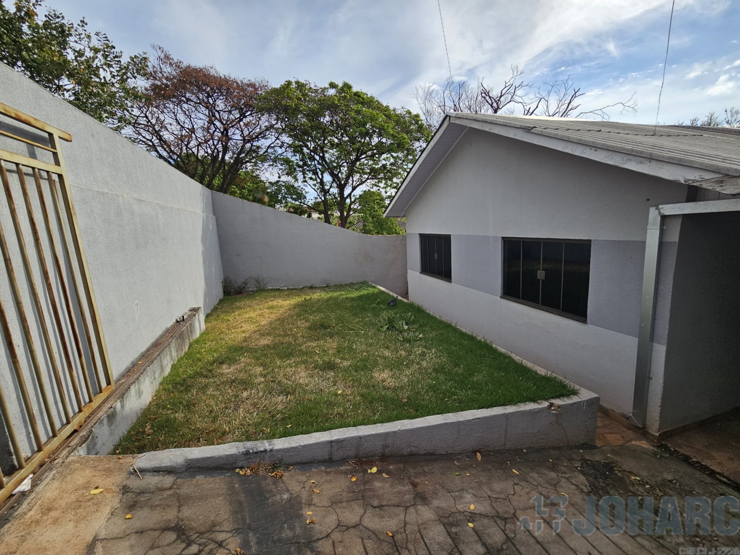 Casa Residencial para locacao no Pirapo em Apucarana com 237,5m² por R$ 1.100,00