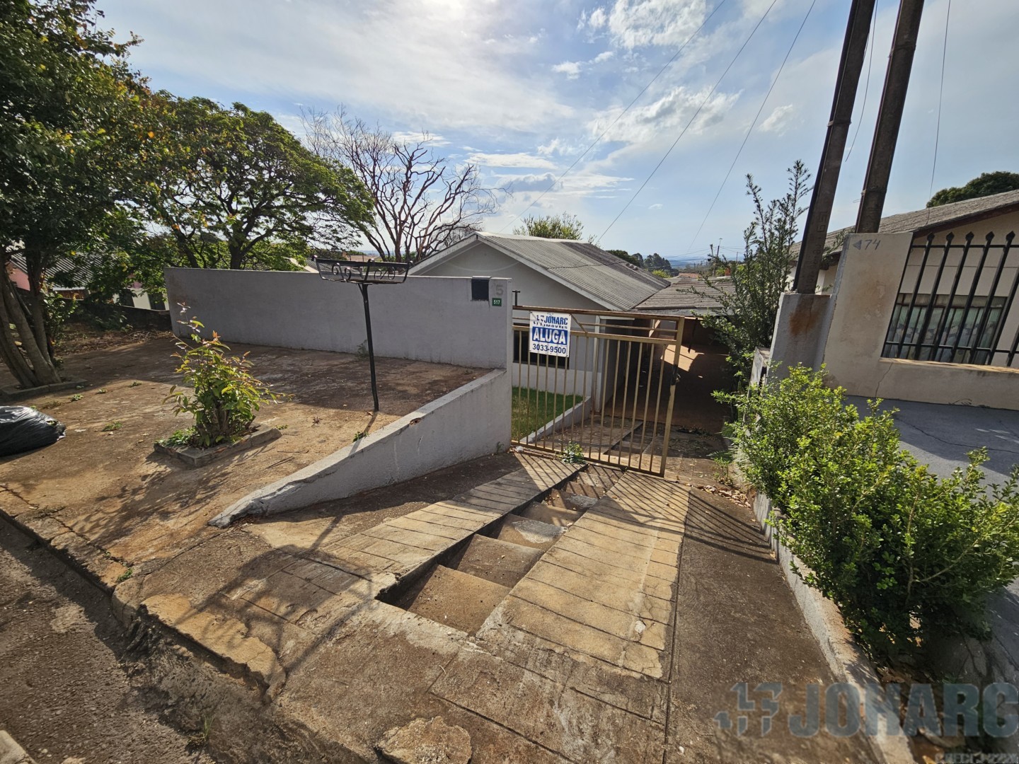 Casa Residencial para locacao no Pirapo em Apucarana com 237,5m² por R$ 1.100,00