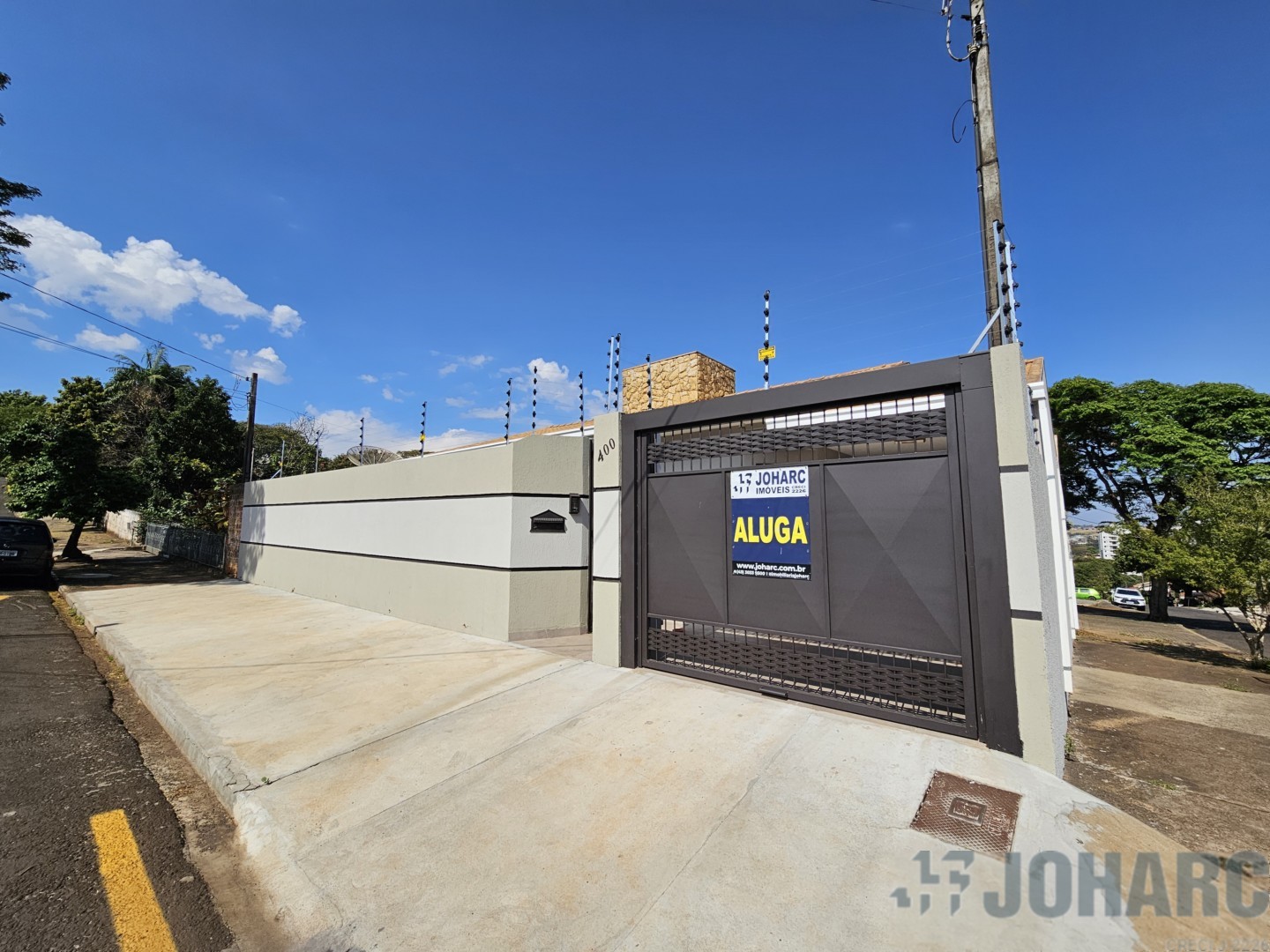 Casa Residencial para locacao no Centro em Apucarana com 320m² por R$ 2.500,00