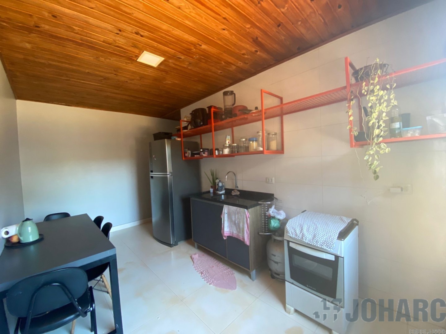Casa Residencial para venda no Vila Nova em Apucarana com 349,8m² por R$ 280.000,00
